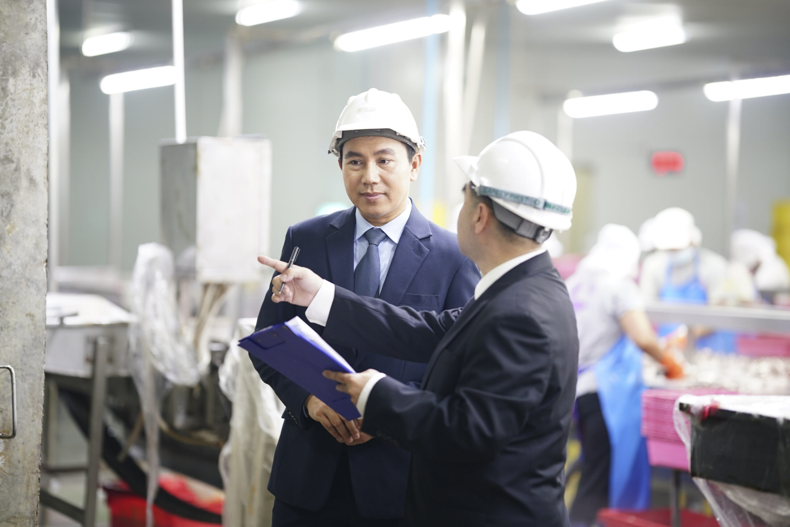 Como a auditoria social na China protege a reputação da sua marca no B2B